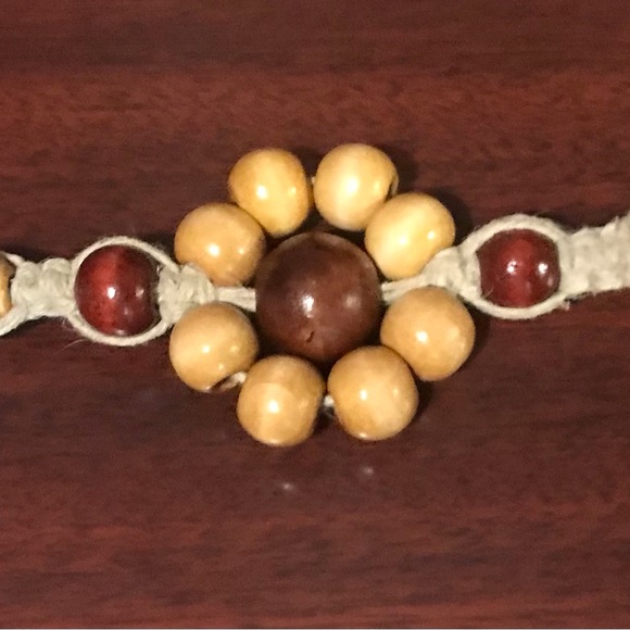 HANDMADE 100% HEMP/WOOD DAISY CHOKER - Picture 5 of 15